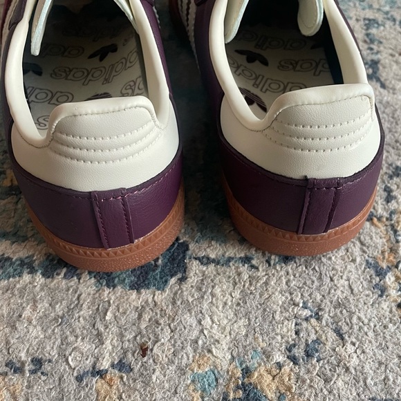 Adidas Samba OG Maroon Sneakers - Picture 6 of 7